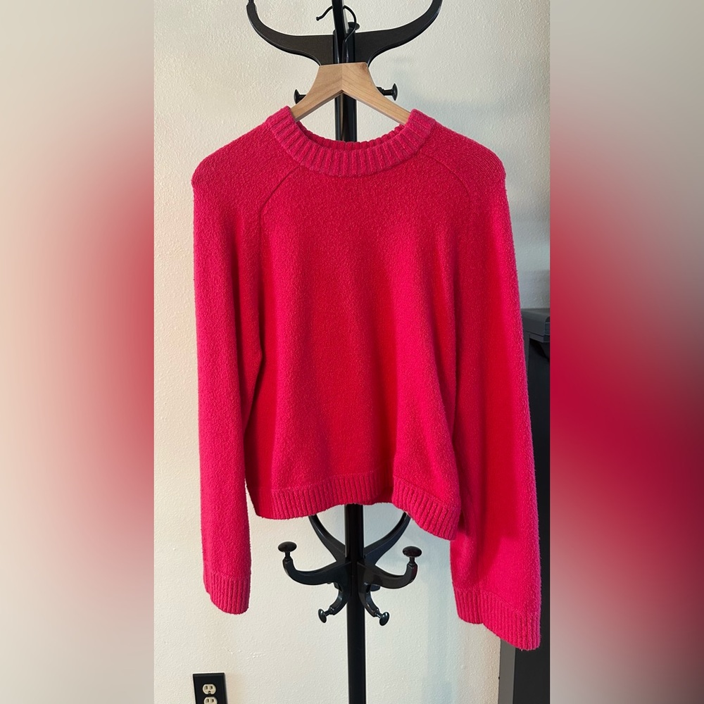Lululemon Sonic Pink Crewneck Sweater - size medium